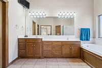 6796 Stone Valley Drive, Edmond, OK 73034