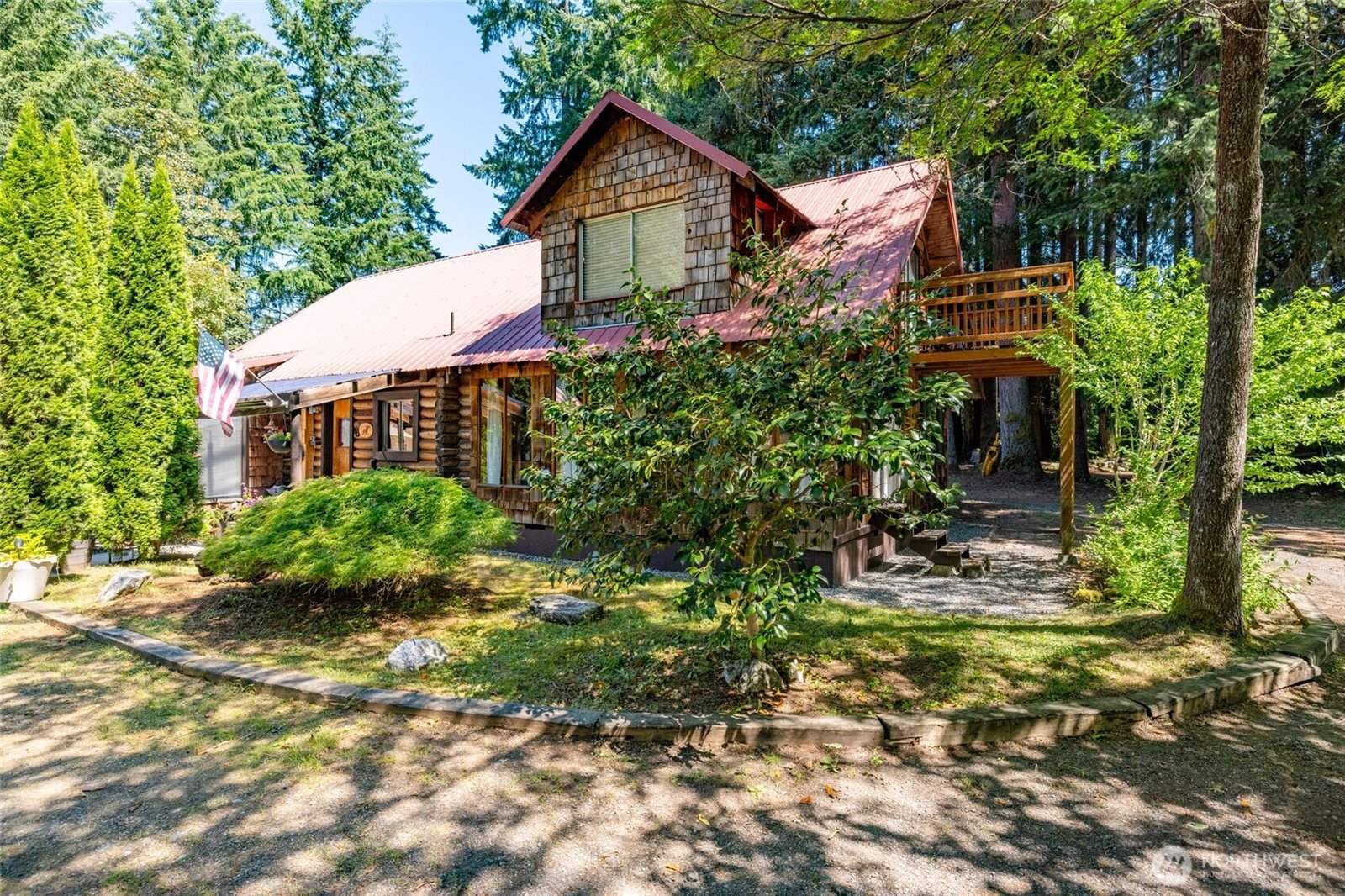 44682 Concrete Sauk Valley Road, Concrete, WA 98237