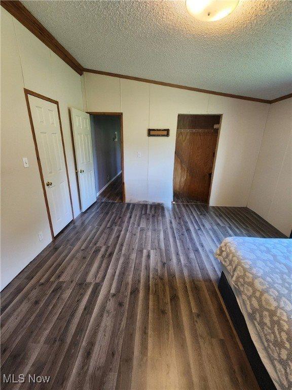 67660 East Lofland Road, Cambridge, OH 43725