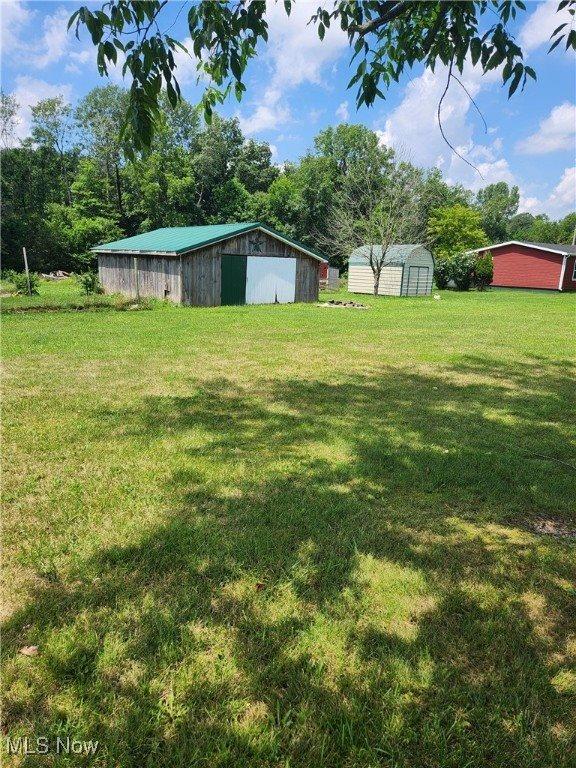 67660 East Lofland Road, Cambridge, OH 43725