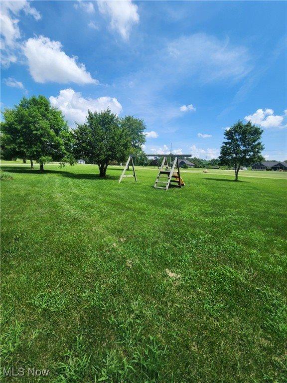 67660 East Lofland Road, Cambridge, OH 43725