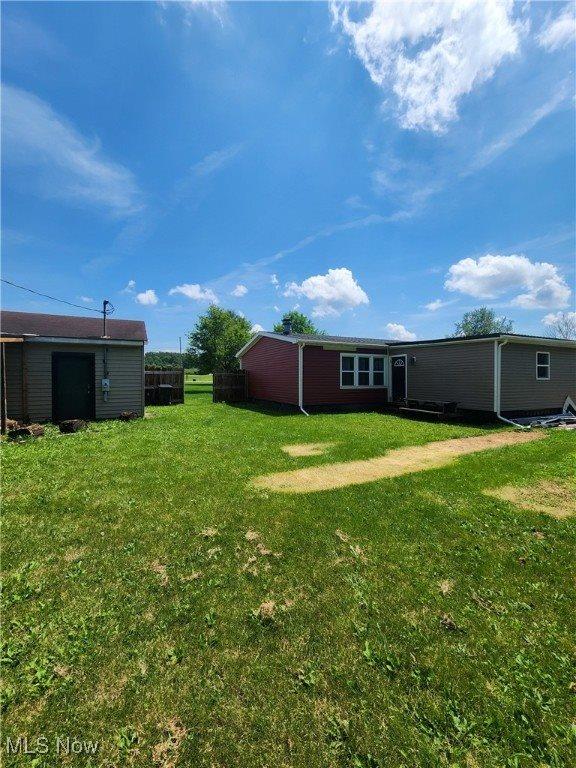 67660 East Lofland Road, Cambridge, OH 43725