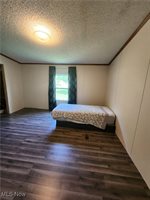 67660 East Lofland Road, Cambridge, OH 43725