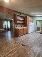 67660 East Lofland Road, Cambridge, OH 43725