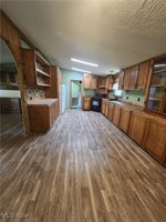 67660 East Lofland Road, Cambridge, OH 43725