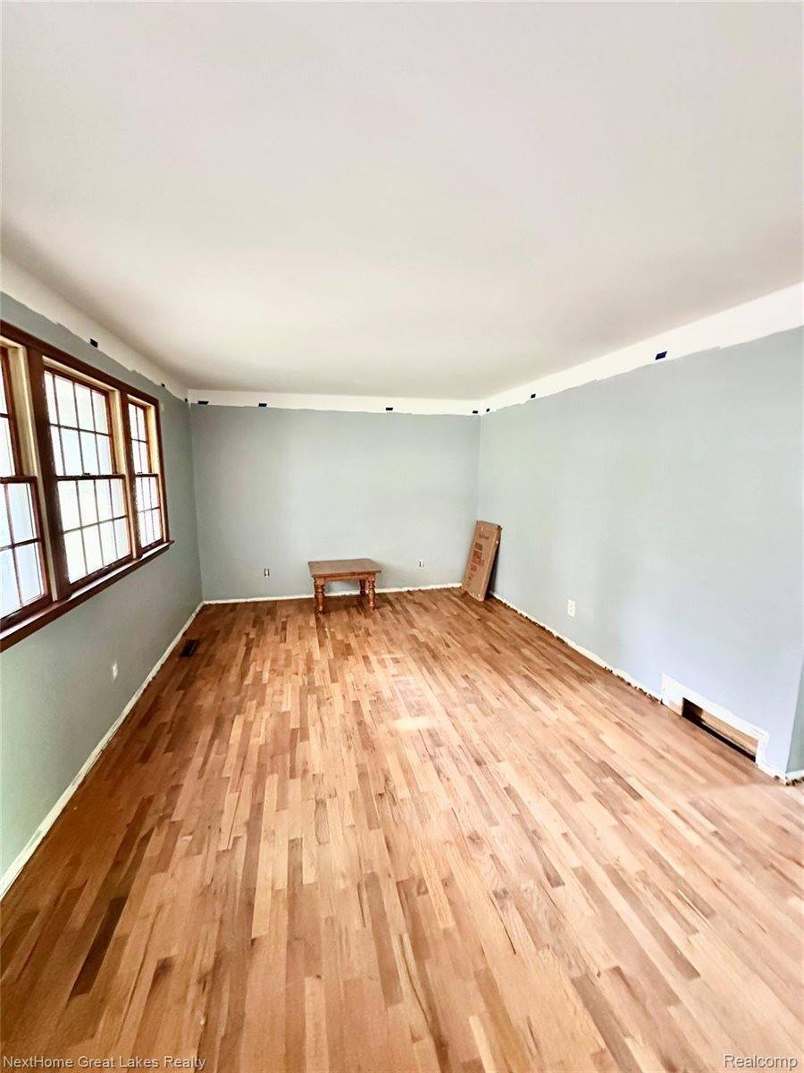 5435 Mancelona Drive, Grand Blanc, MI 48439