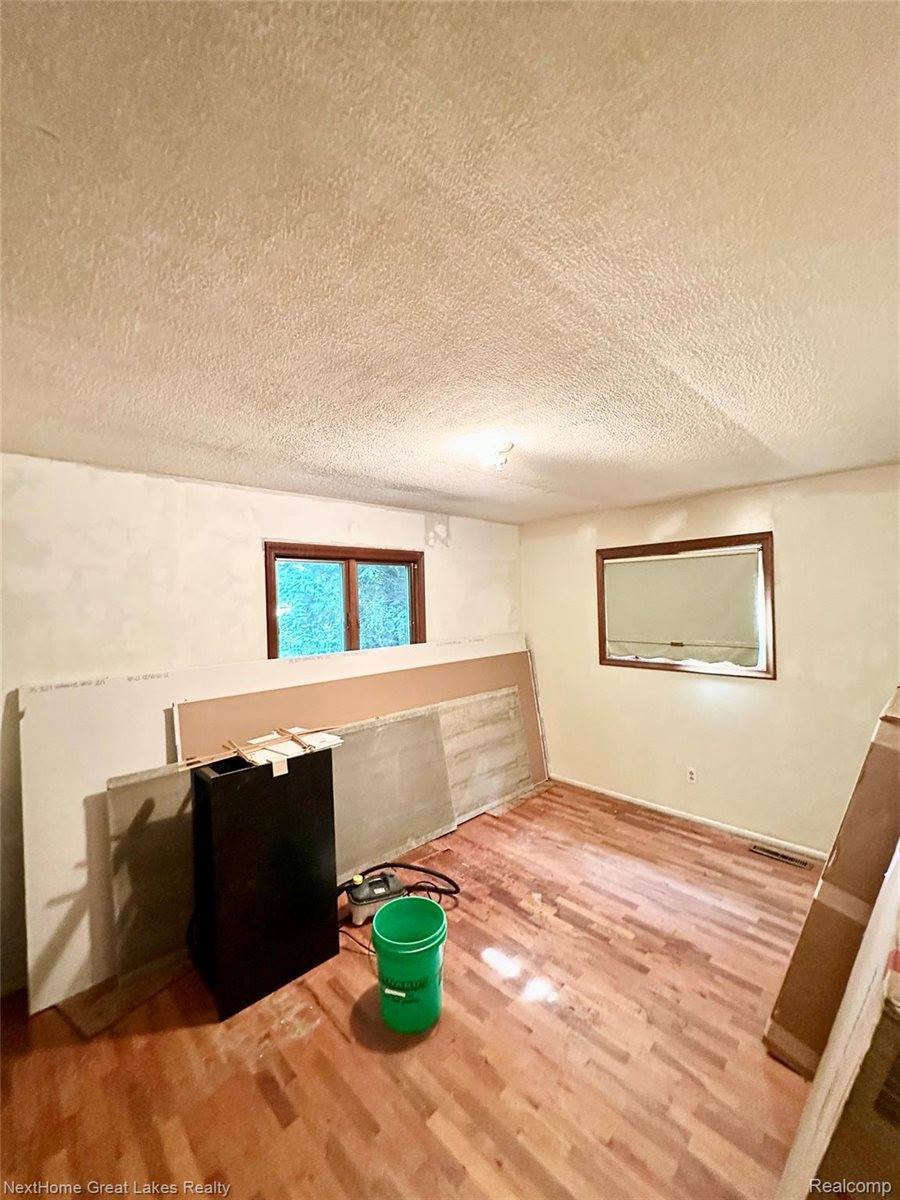 5435 Mancelona Drive, Grand Blanc, MI 48439