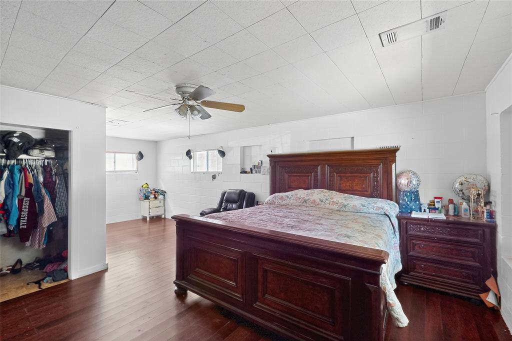 729 East Reno Road, Reno, TX 76020