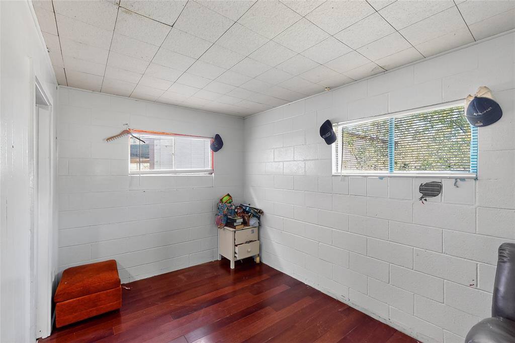 729 East Reno Road, Reno, TX 76020