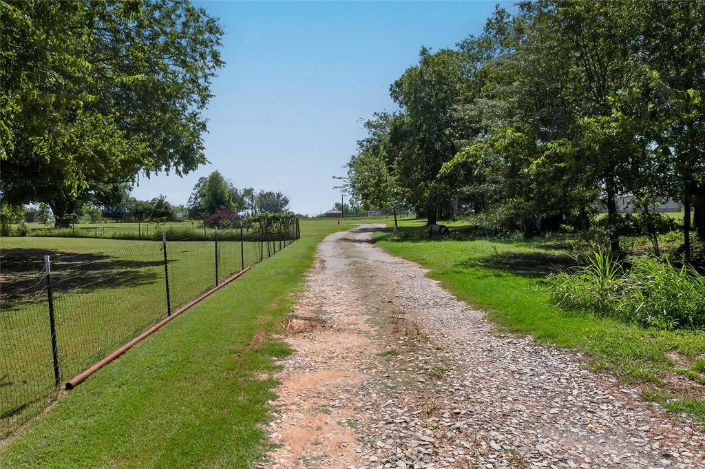 729 East Reno Road, Reno, TX 76020