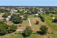 729 East Reno Road, Reno, TX 76020