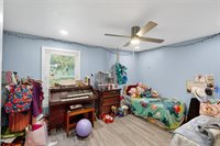 729 East Reno Road, Reno, TX 76020