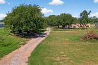 729 East Reno Road, Reno, TX 76020