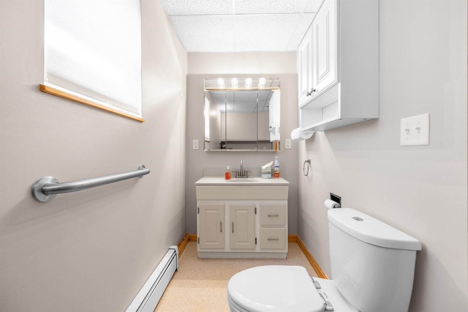 28 Park Avenue East, Brewer, ME 04412