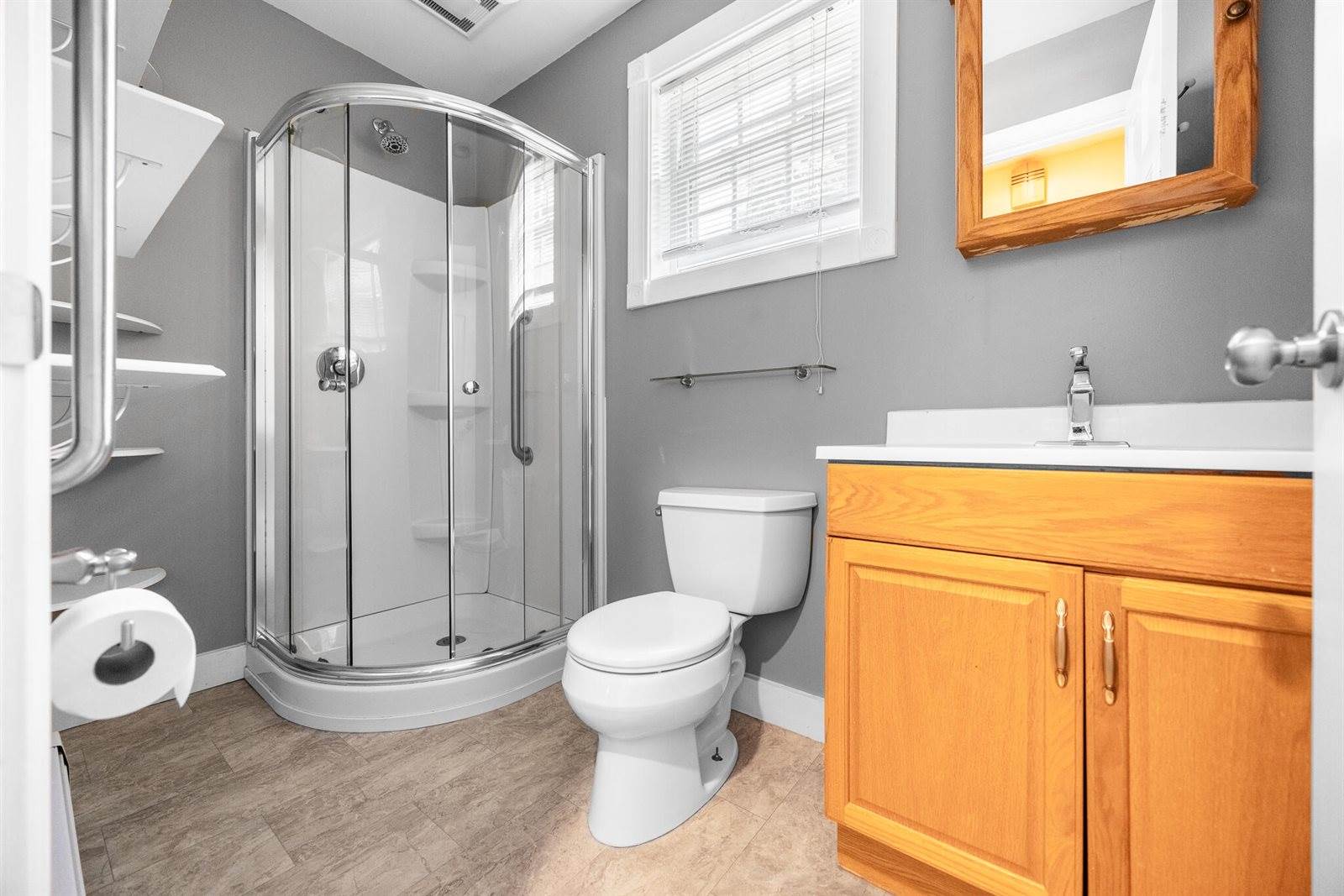 28 Park Avenue East, Brewer, ME 04412