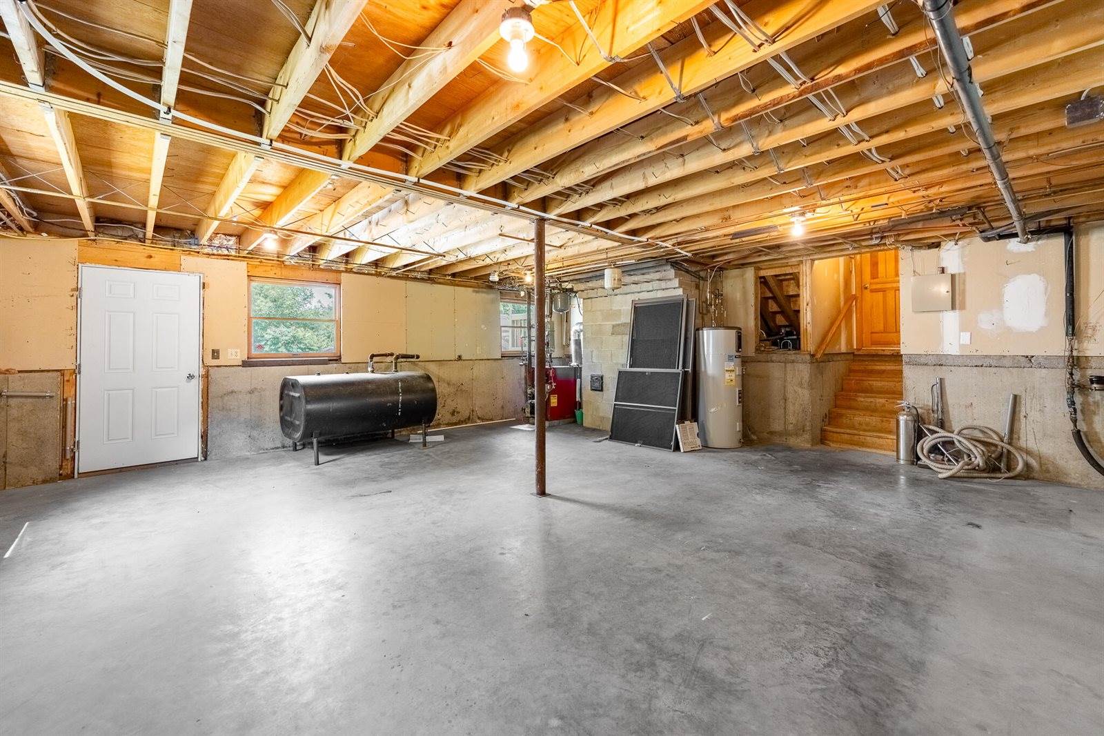 28 Park Avenue East, Brewer, ME 04412