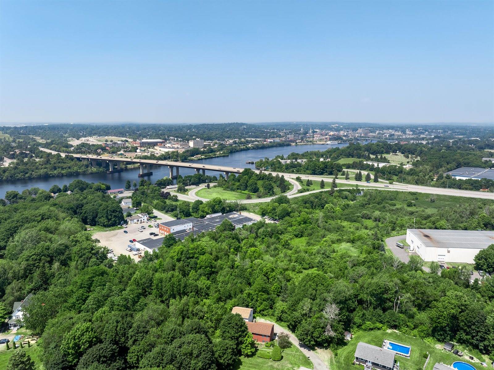 28 Park Avenue East, Brewer, ME 04412