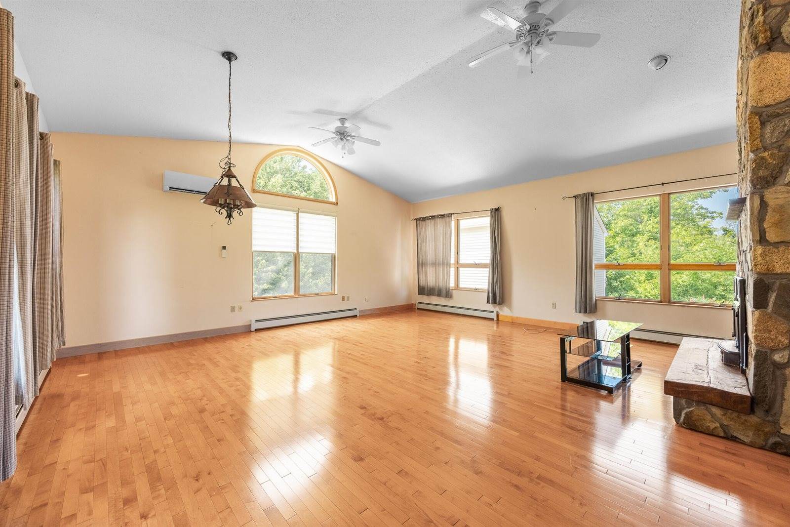 28 Park Avenue East, Brewer, ME 04412