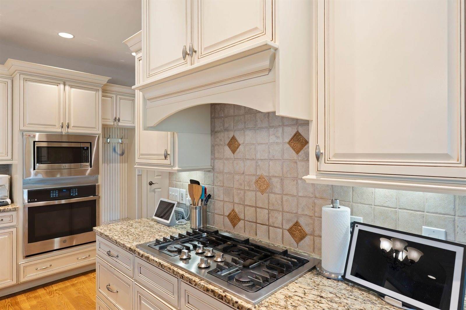 3853 Real Quiet Lane, Lexington, KY 40509