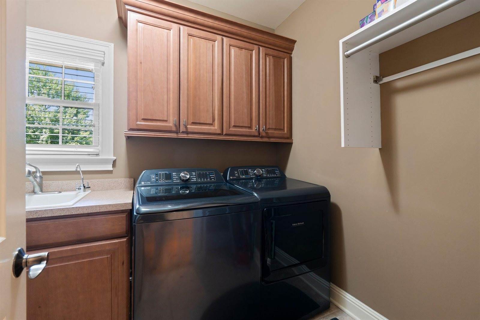 3853 Real Quiet Lane, Lexington, KY 40509