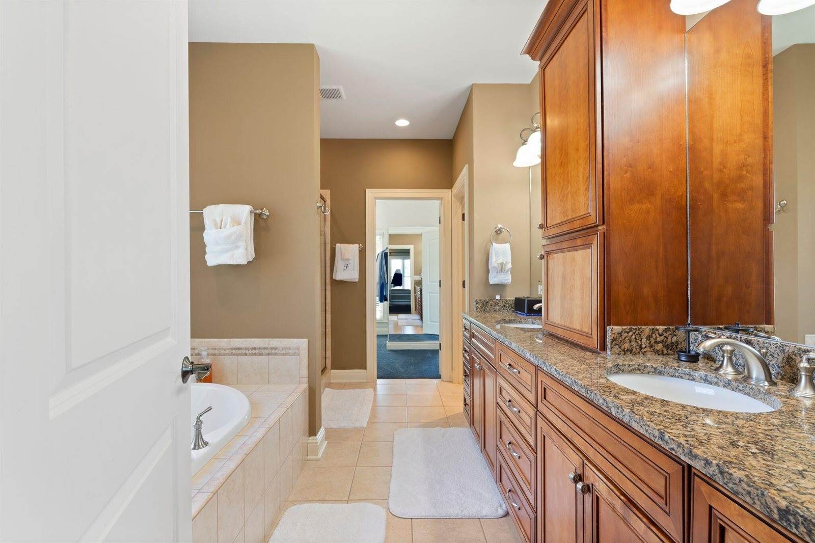 3853 Real Quiet Lane, Lexington, KY 40509