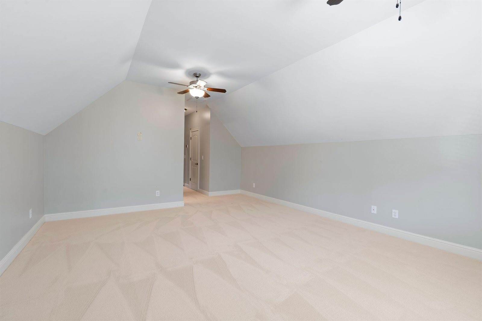 3853 Real Quiet Lane, Lexington, KY 40509