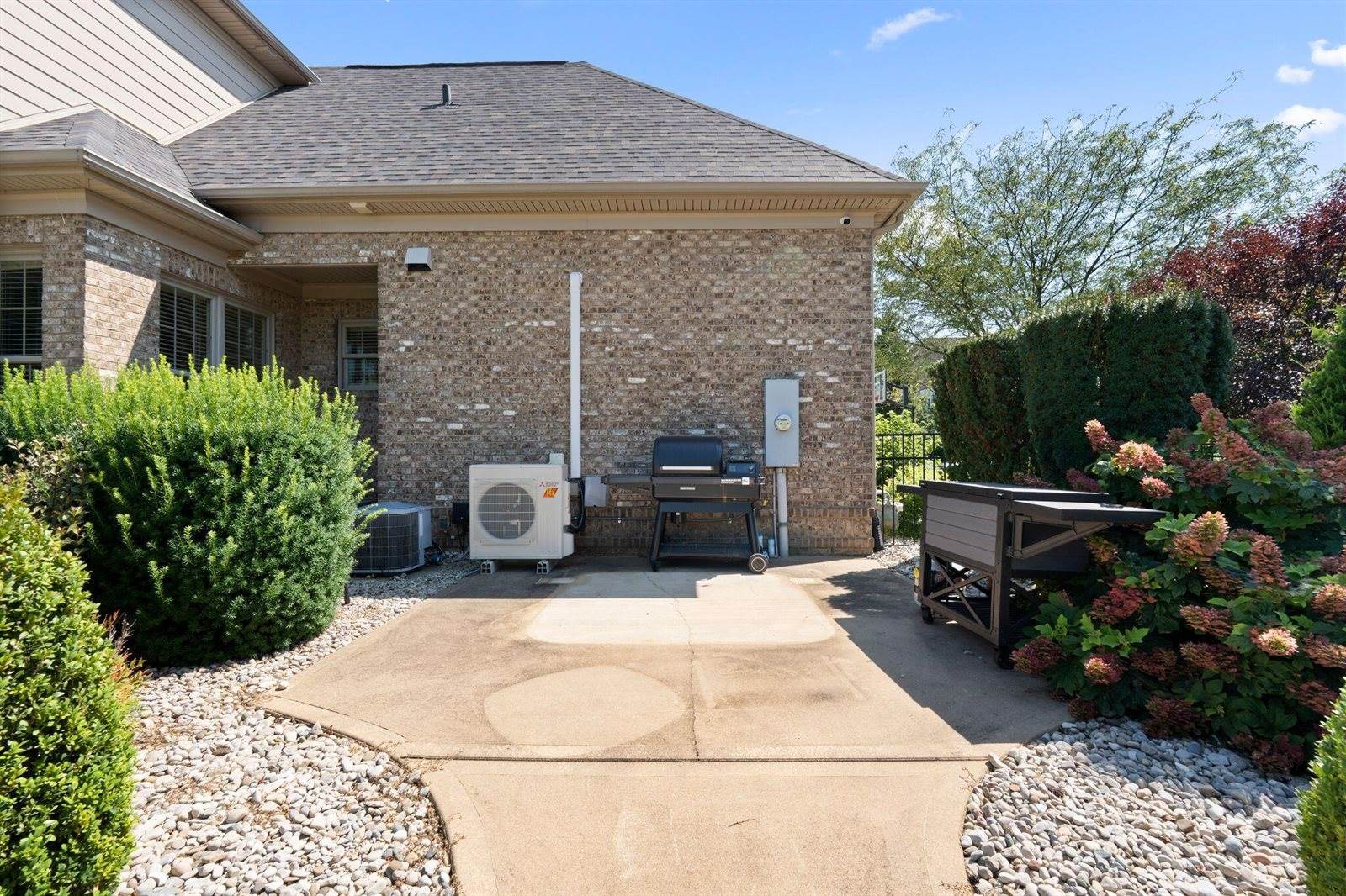 3853 Real Quiet Lane, Lexington, KY 40509