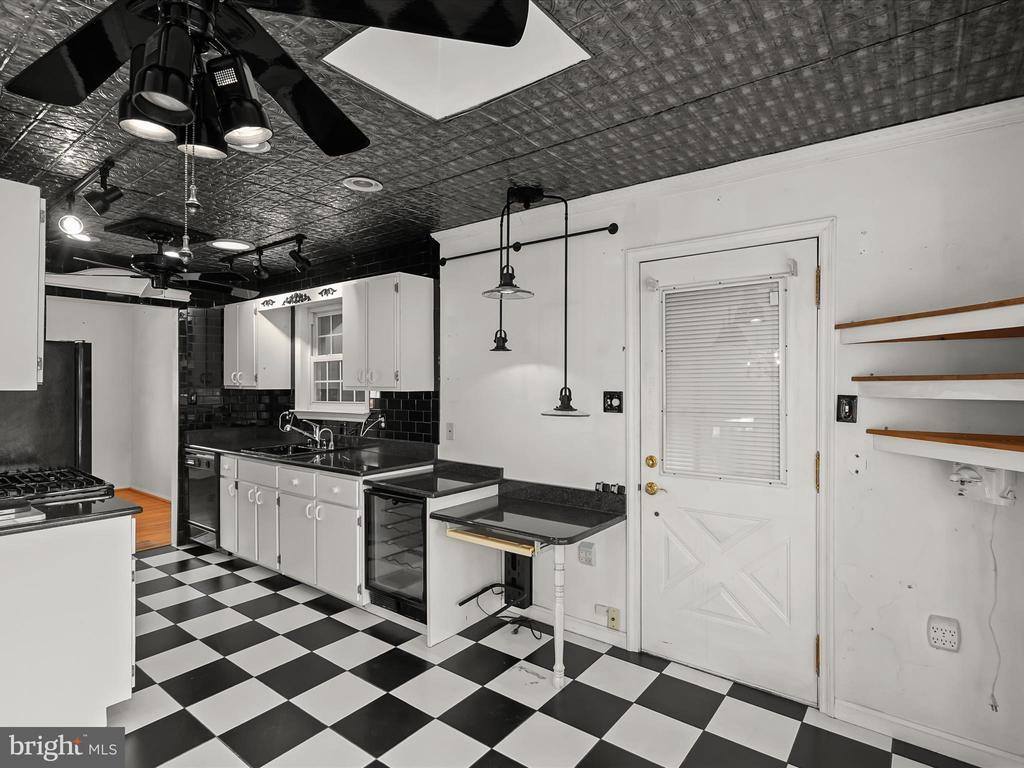 7605 Mccloud Court, Lorton, VA 22079