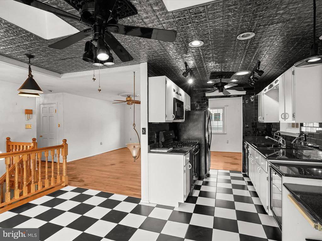 7605 Mccloud Court, Lorton, VA 22079