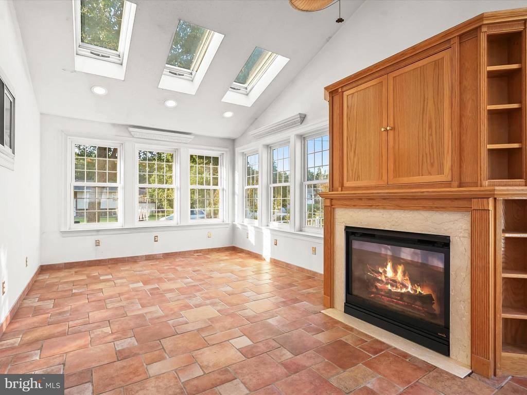 7605 Mccloud Court, Lorton, VA 22079