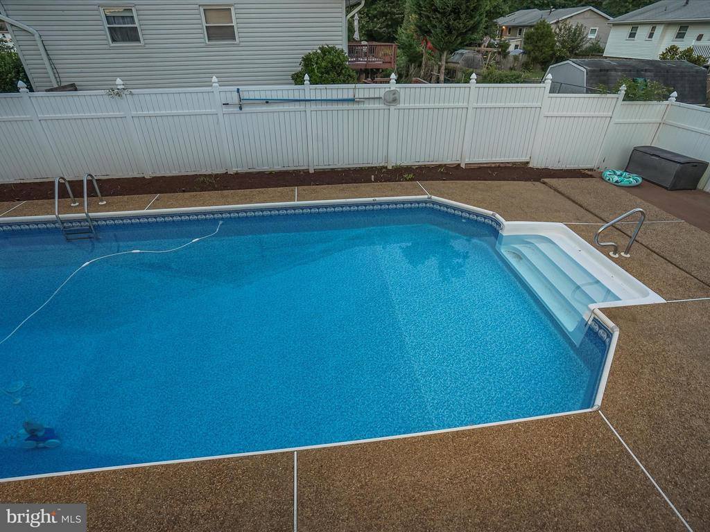 7605 Mccloud Court, Lorton, VA 22079