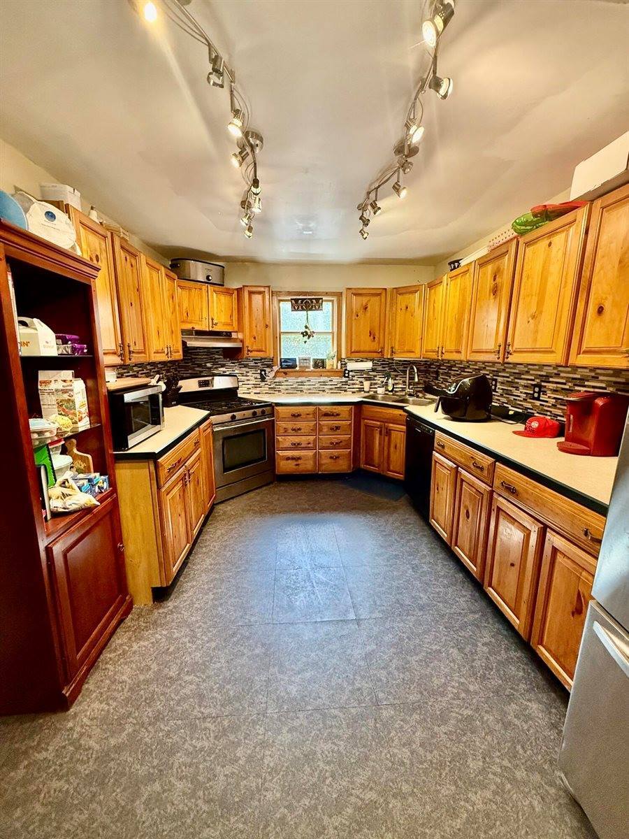 33 Corn Hill Road, Machiasport, ME 04655