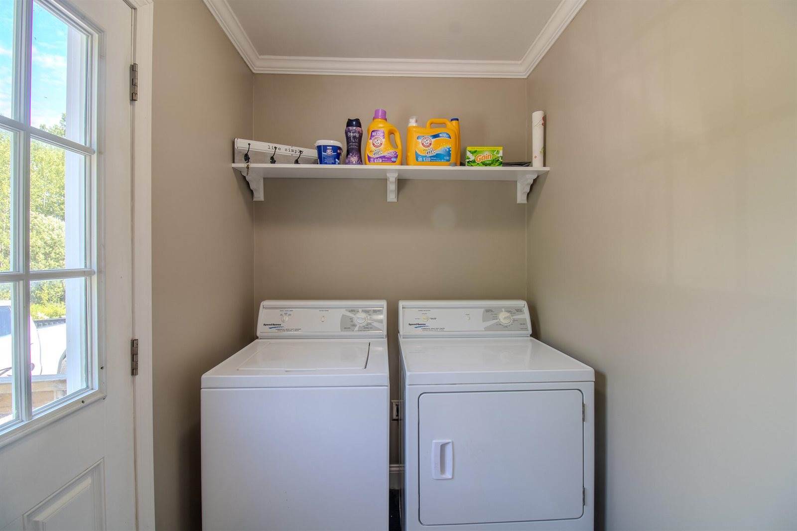 4 Hooper Lane, Machias, ME 04654