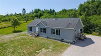 4 Hooper Lane, Machias, ME 04654