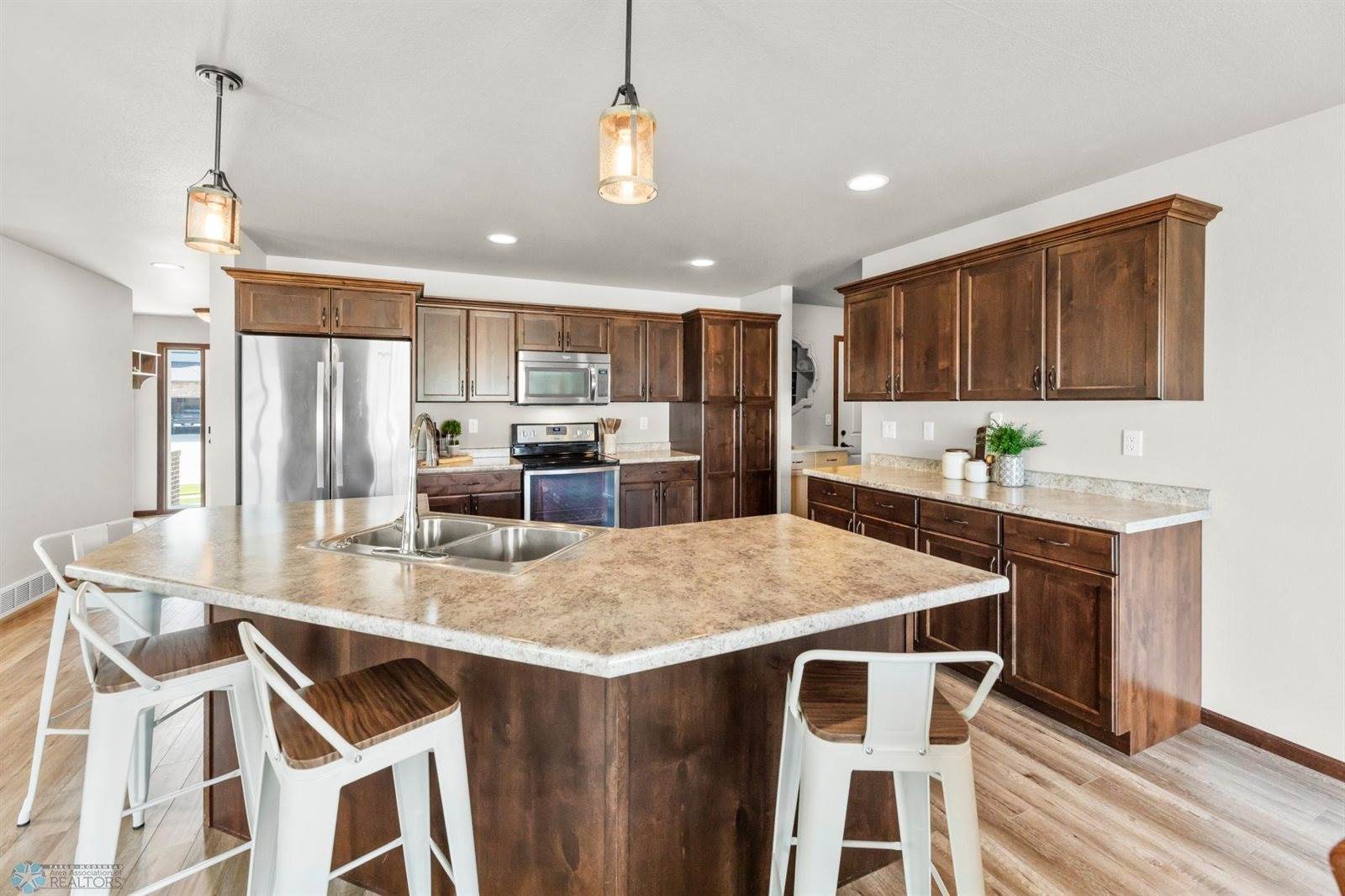 2842 McLeod Drive East, West Fargo, ND 58078