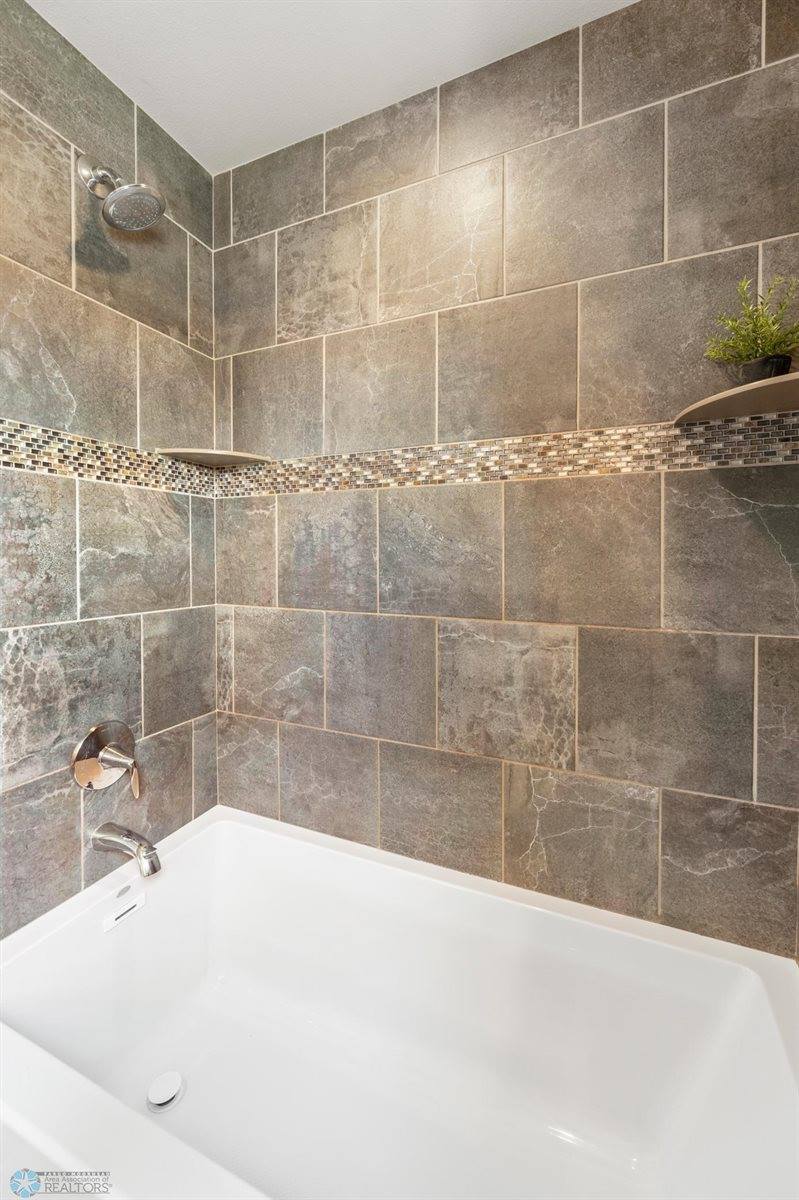 2842 McLeod Drive East, West Fargo, ND 58078