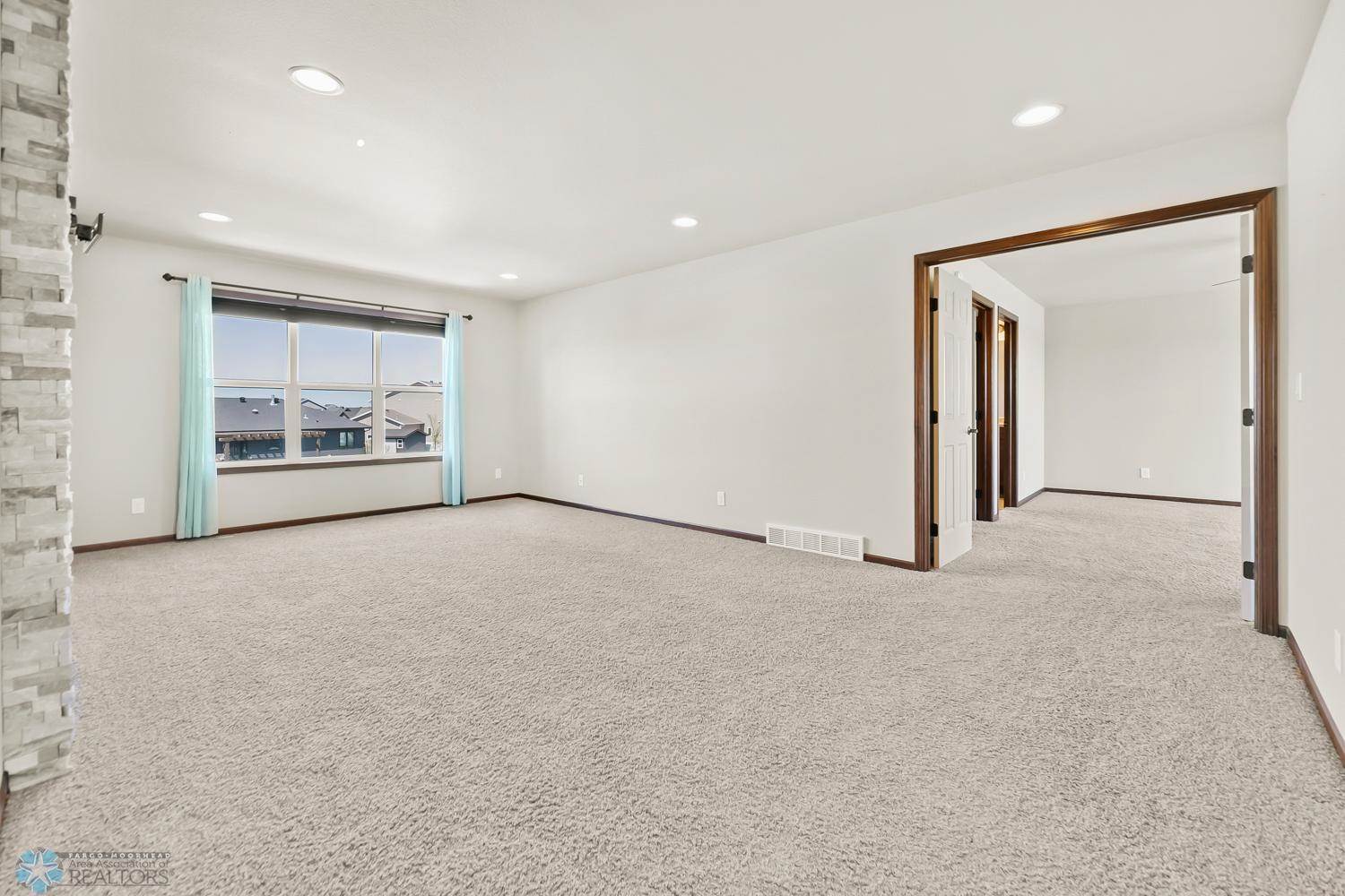 2842 McLeod Drive East, West Fargo, ND 58078