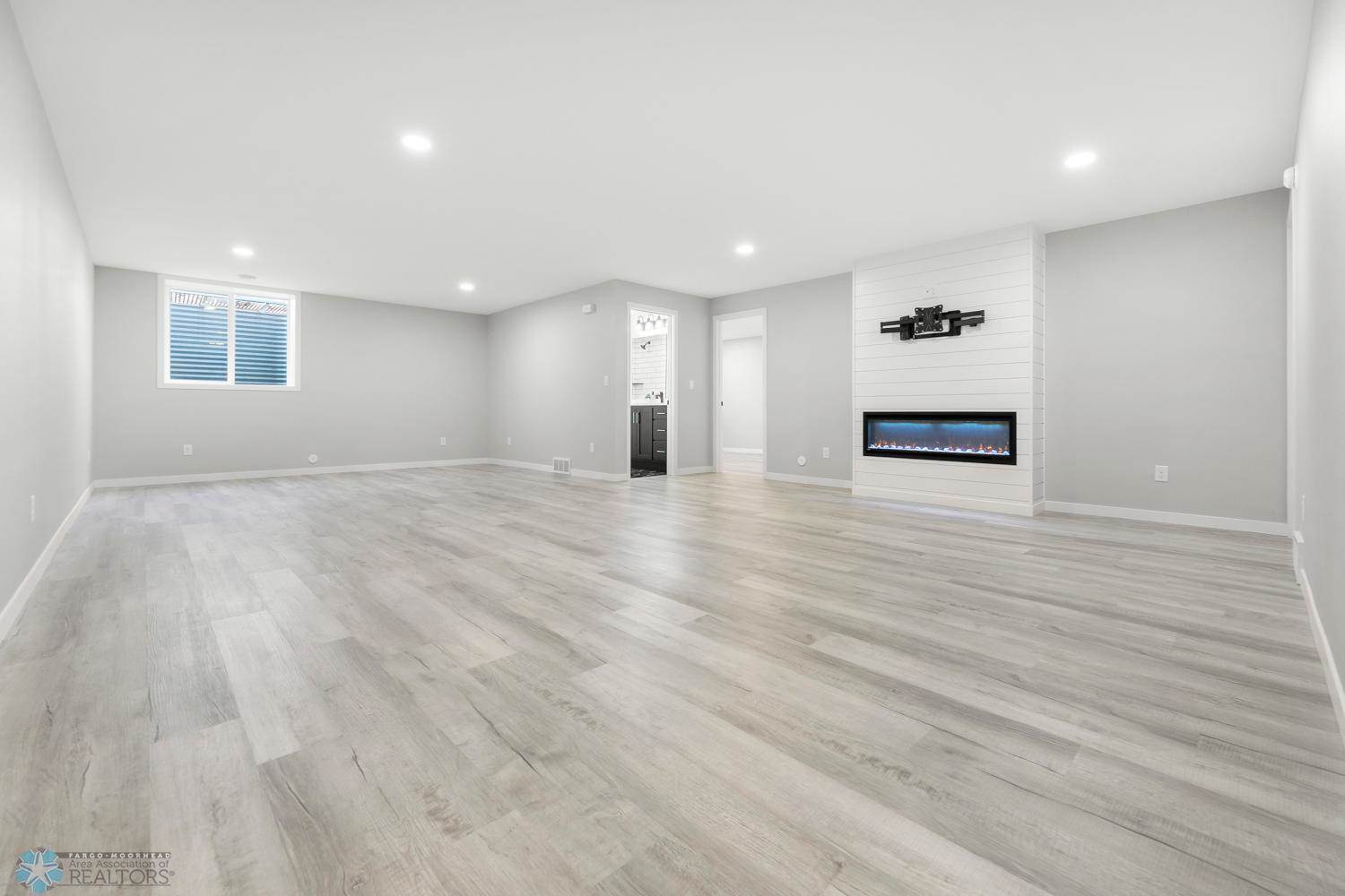 2842 McLeod Drive East, West Fargo, ND 58078