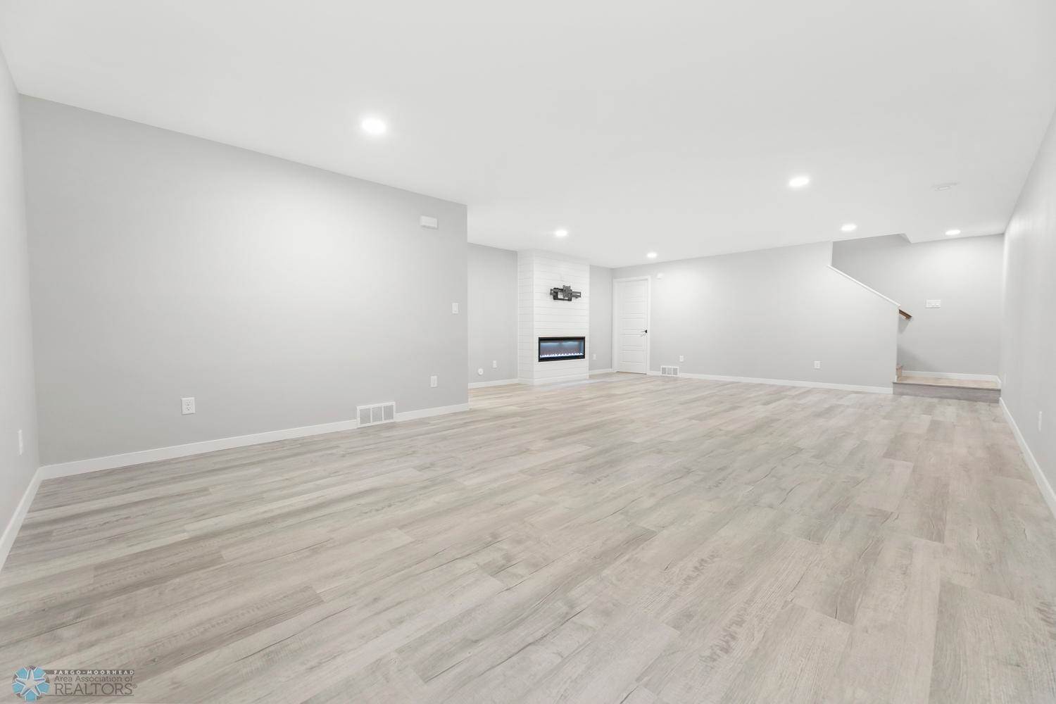 2842 McLeod Drive East, West Fargo, ND 58078