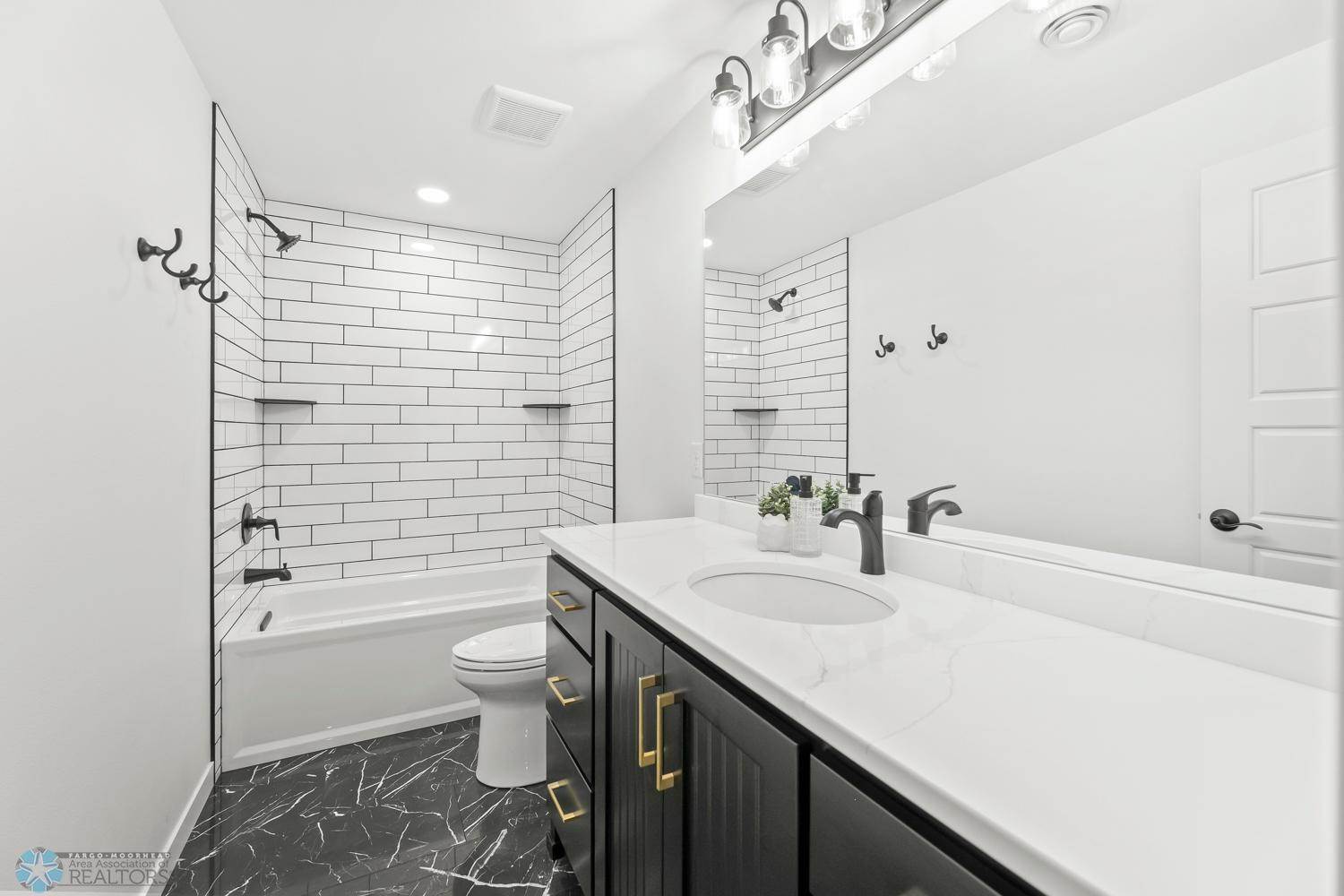 2842 McLeod Drive East, West Fargo, ND 58078