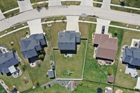 2842 McLeod Drive East, West Fargo, ND 58078