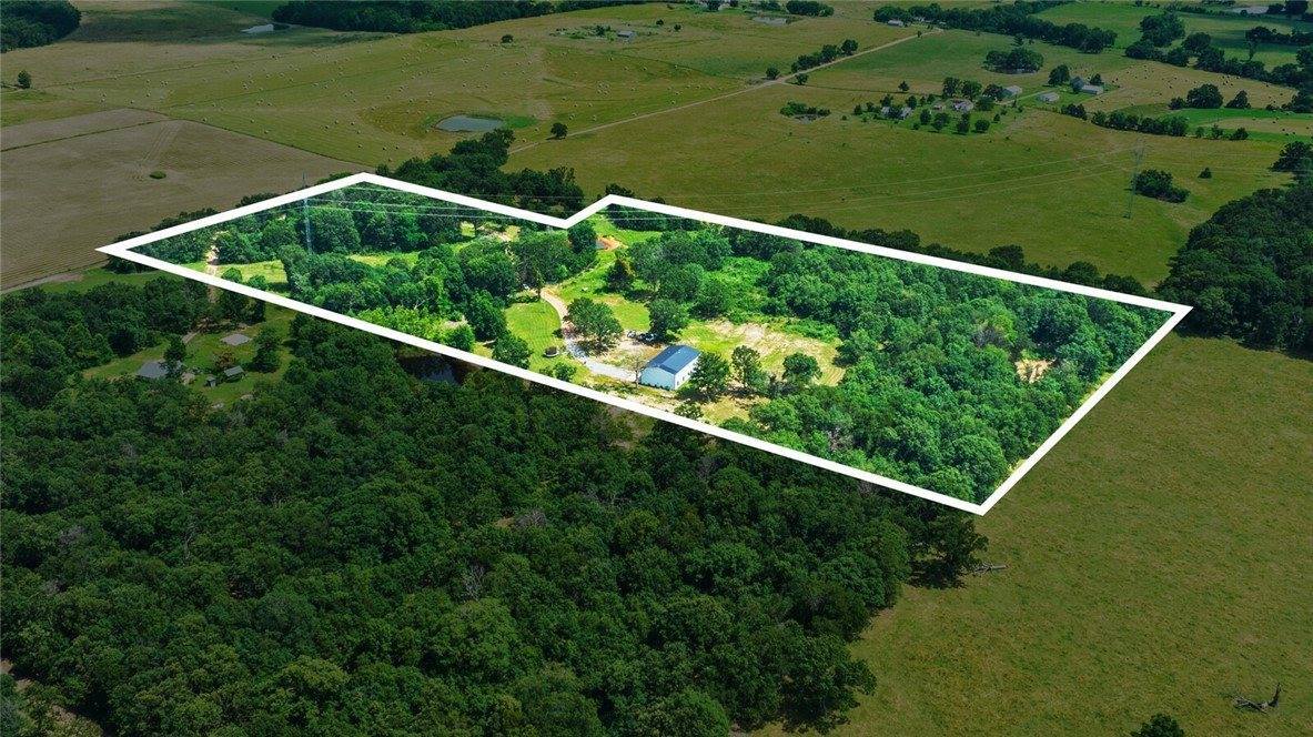 20684 Leonard Ranch Road, Gravette, AR 72736