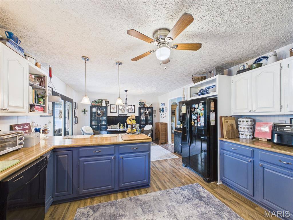 14490 Hilltop Road, Saint Robert, MO 65584