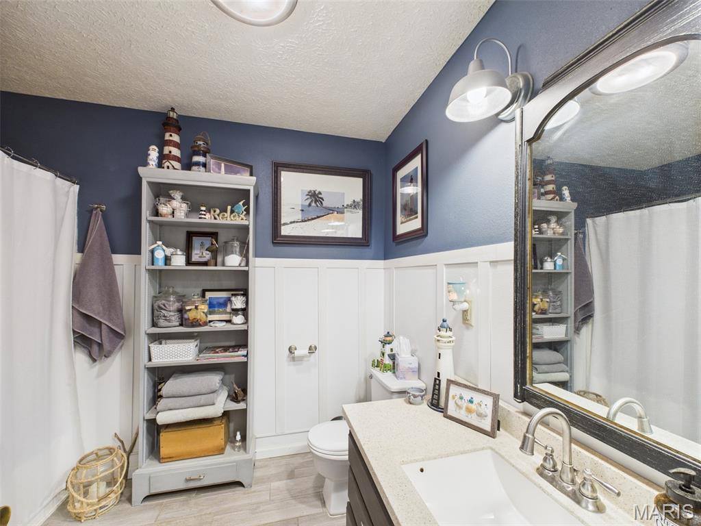 14490 Hilltop Road, Saint Robert, MO 65584