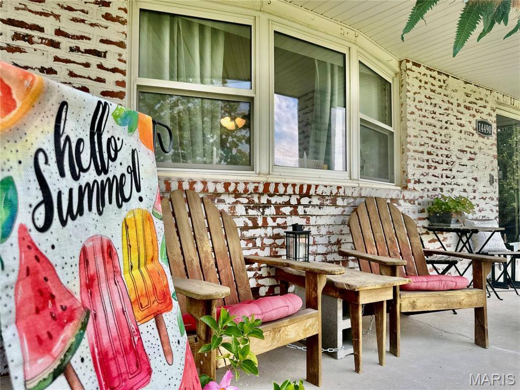 14490 Hilltop Road, Saint Robert, MO 65584