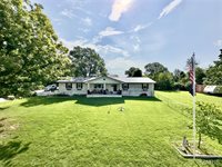 14490 Hilltop Road, Saint Robert, MO 65584