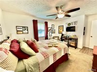 14490 Hilltop Road, Saint Robert, MO 65584