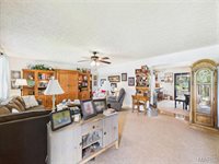 14490 Hilltop Road, Saint Robert, MO 65584