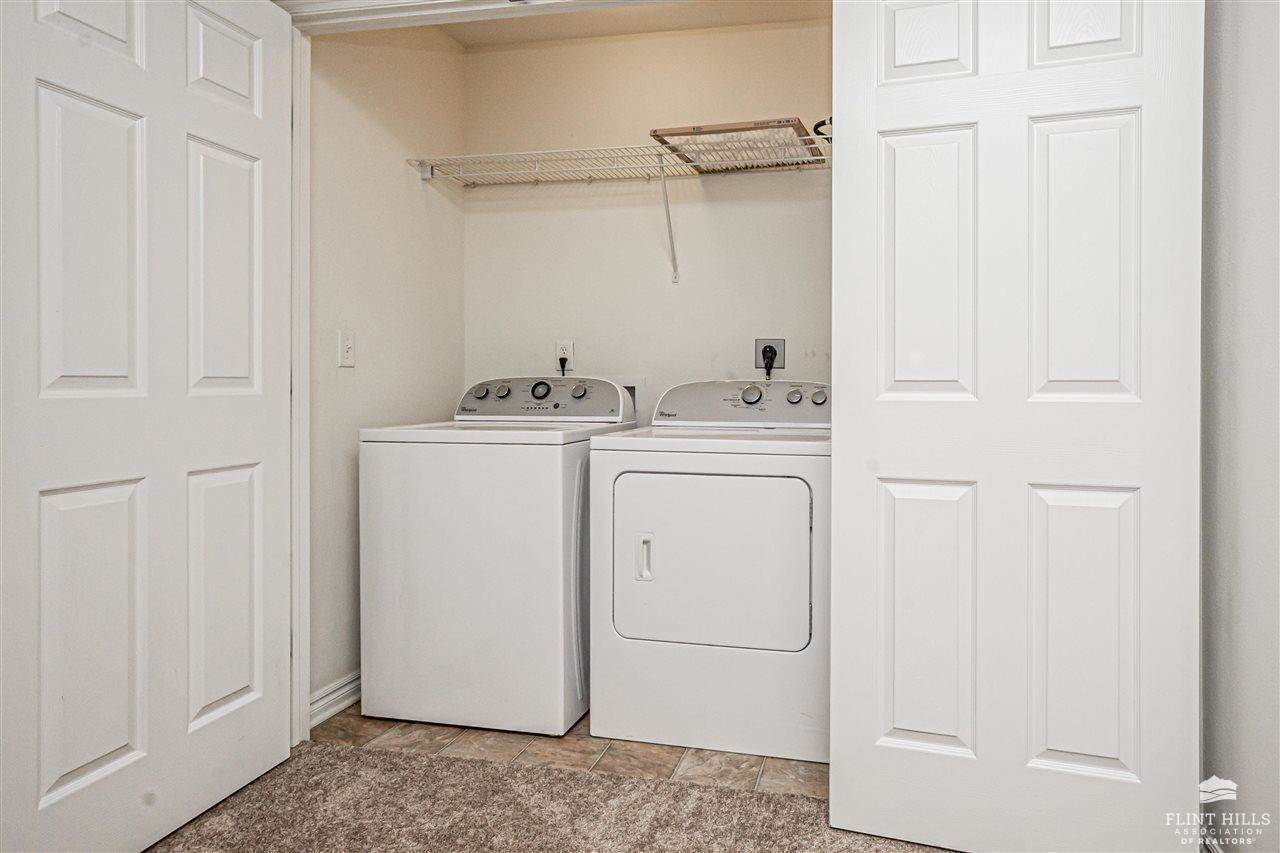 59 Fuller Circle, Junction City, KS 66441