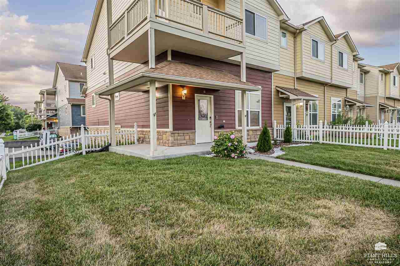 59 Fuller Circle, Junction City, KS 66441